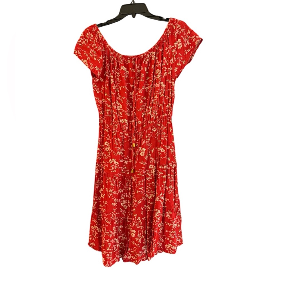 Elegant Red Floral Mini Dress